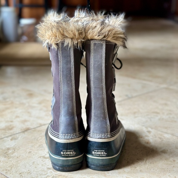 SOREL | Women's Joan of Arc™ Waterproof Boot Sz 6 - Picture 4 of 8